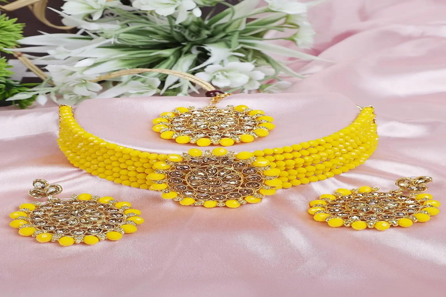 yellow gold jewellery